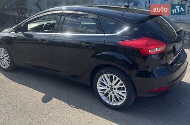 Хэтчбек Ford Focus 2017 в 