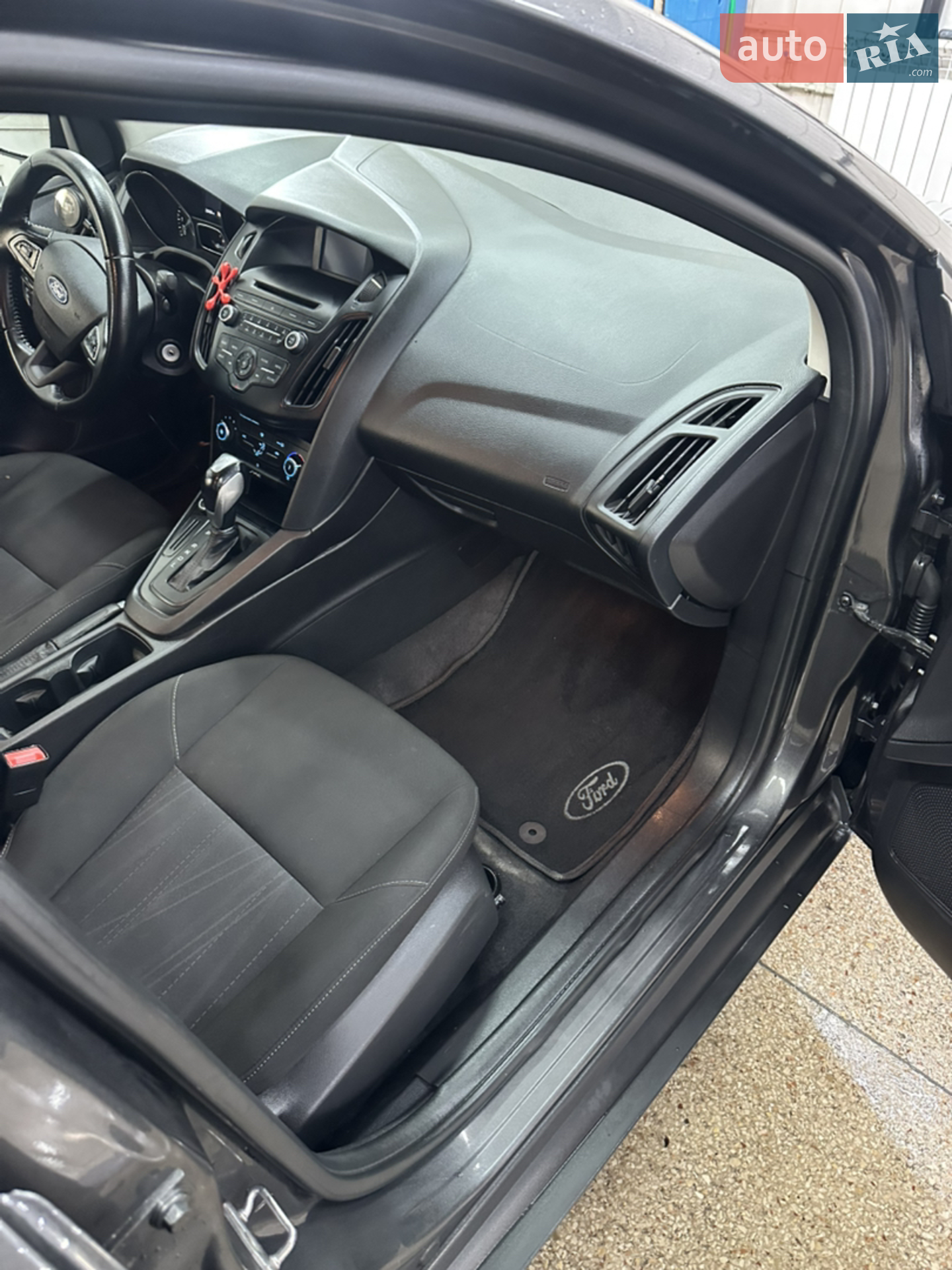 2015 Ford Focus - мініатюра 10
