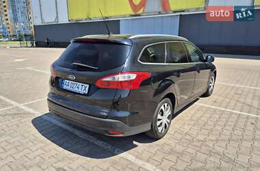 Универсал Ford Focus 2012 в 