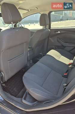 Универсал Ford Focus 2012 в 