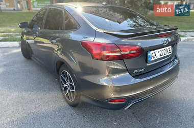 Седан Ford Focus 2016 в 