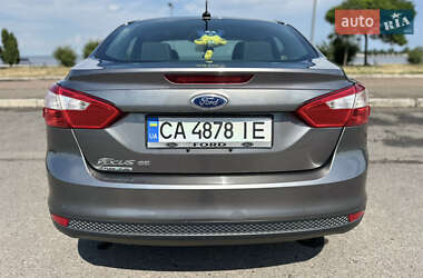 Седан Ford Focus 2013 в 