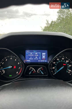 Хэтчбек Ford Focus 2014 в 