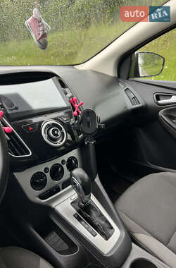 Хэтчбек Ford Focus 2014 в 