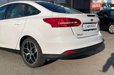Седан Ford Focus 2017 в 