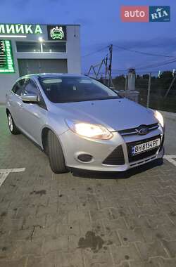 Седан Ford Focus 2014 в 