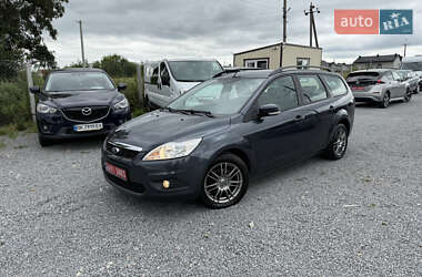 Универсал Ford Focus 2010 в 