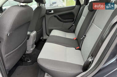 Универсал Ford Focus 2010 в 