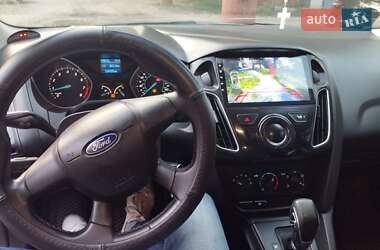 Седан Ford Focus 2011 в 