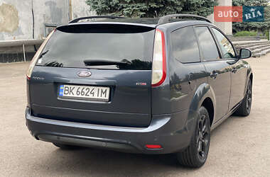 Универсал Ford Focus 2011 в 