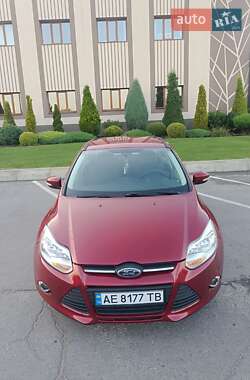 Седан Ford Focus 2013 в 