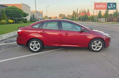Седан Ford Focus 2013 в 