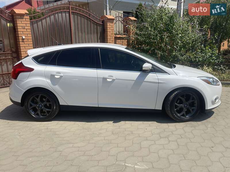 Хэтчбек Ford Focus 2012 в Одессе
