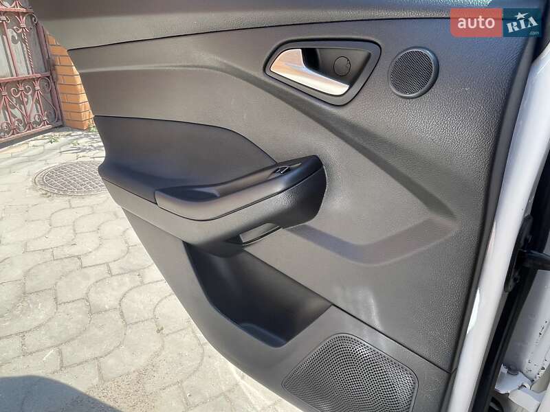 Хэтчбек Ford Focus 2012 в Одессе