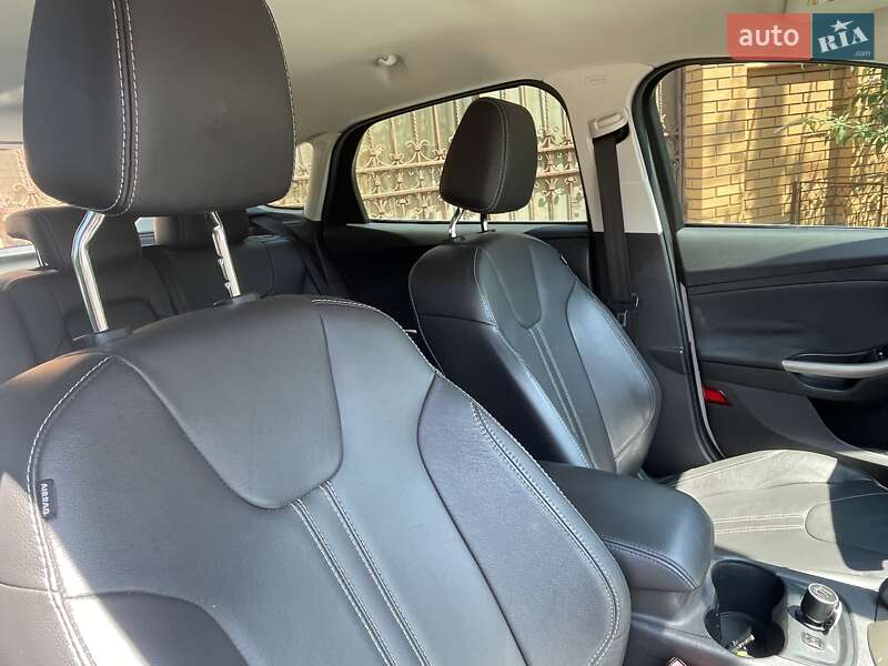 Хэтчбек Ford Focus 2012 в Одессе