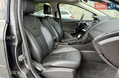 Хэтчбек Ford Focus 2015 в 