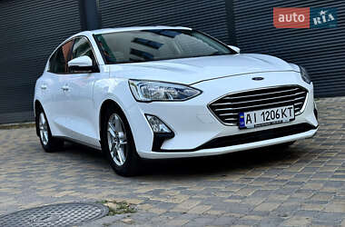 Хэтчбек Ford Focus 2019 в 