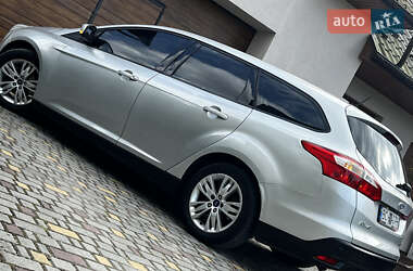 Универсал Ford Focus 2012 в 