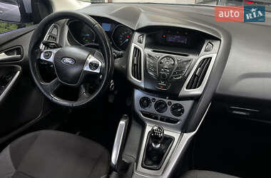 Универсал Ford Focus 2012 в 