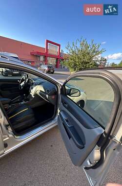 Универсал Ford Focus 2010 в 