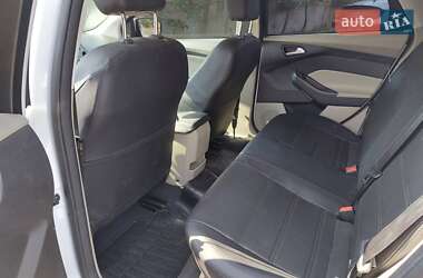 Седан Ford Focus 2015 в 