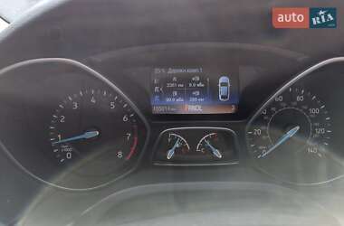 Седан Ford Focus 2015 в 