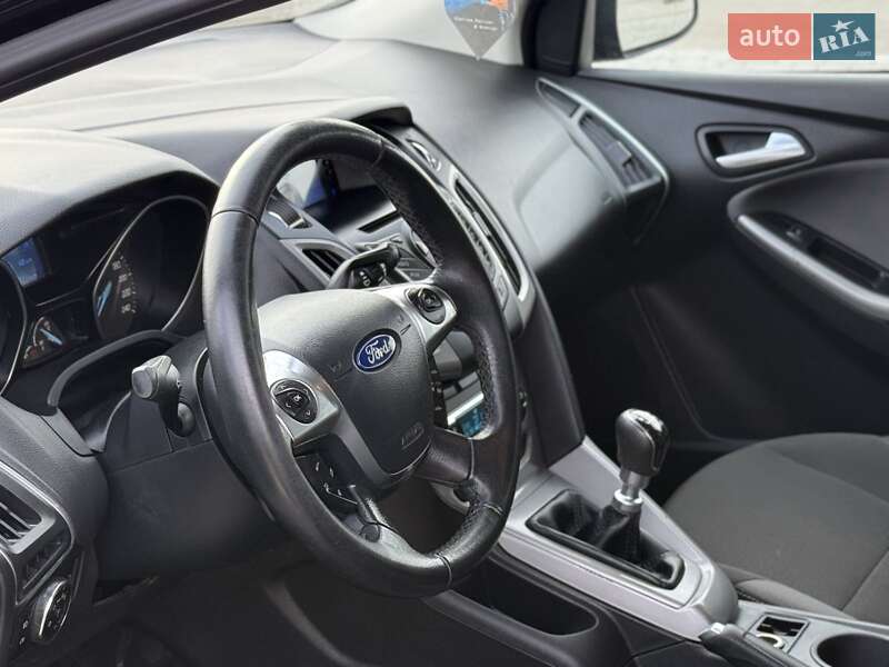 Універсал Ford Focus 2013 в Вознесенську