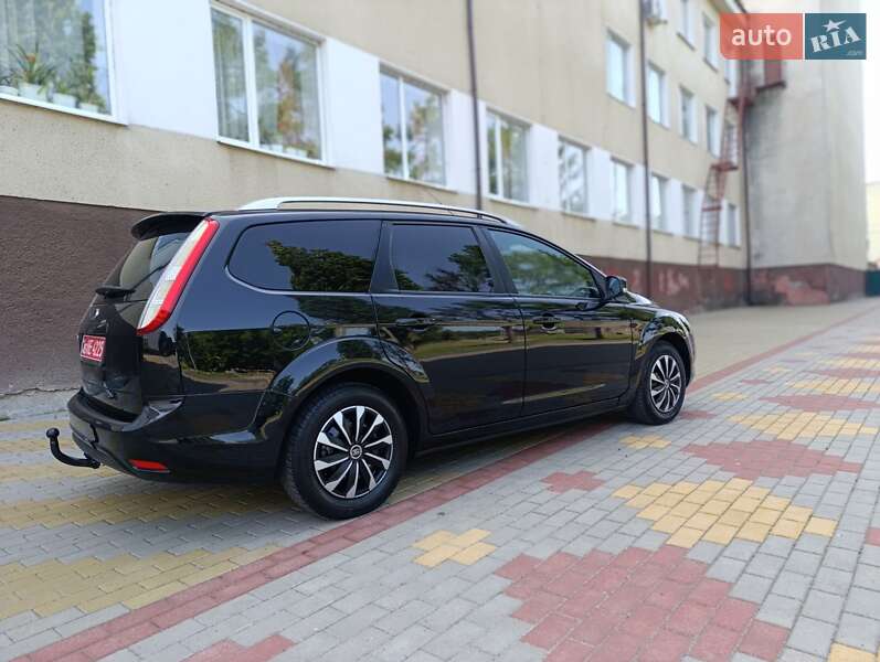 Універсал Ford Focus 2009 в Звягелі