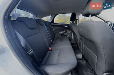 Хэтчбек Ford Focus 2015 в 