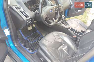 Хэтчбек Ford Focus 2014 в 