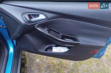 Хэтчбек Ford Focus 2014 в 