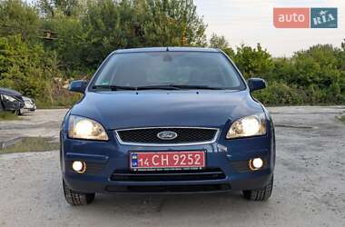 Хэтчбек Ford Focus 2006 в 