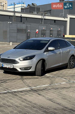 Седан Ford Focus 2018 в 