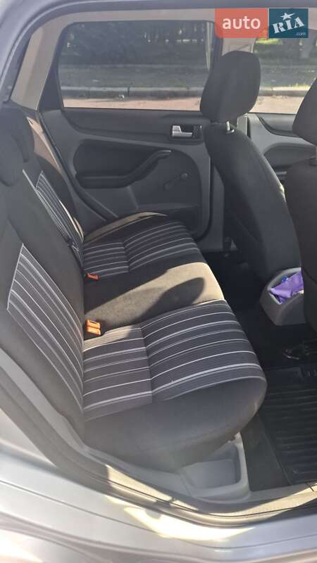 Універсал Ford Focus 2010 в Володимирі