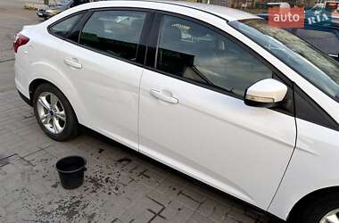Седан Ford Focus 2013 в 