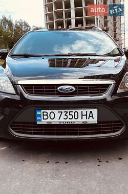Универсал Ford Focus 2010 в 