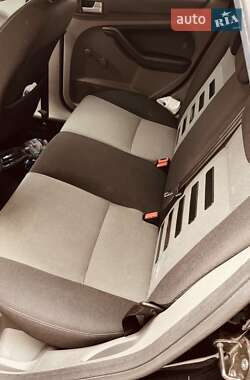 Универсал Ford Focus 2010 в 