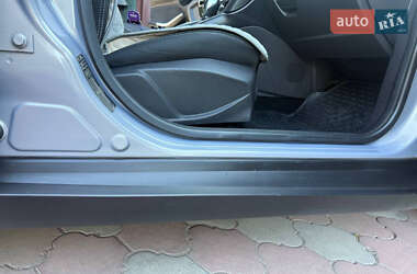 Хэтчбек Ford Focus 2013 в 
