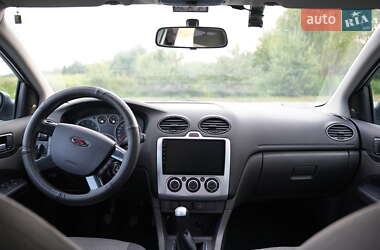 Хетчбек Ford Focus 2007 в 