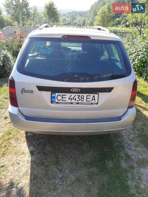 Ford Focus 2000