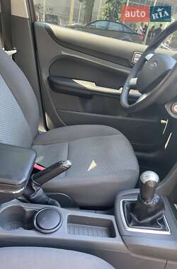 Хетчбек Ford Focus 2007 в 