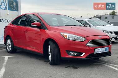 Седан Ford Focus 2015 в 
