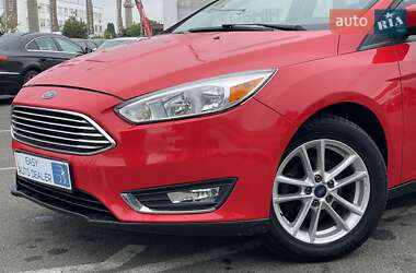 Седан Ford Focus 2015 в 