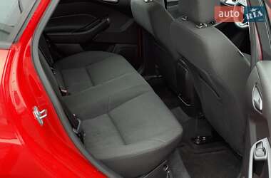 Седан Ford Focus 2015 в 
