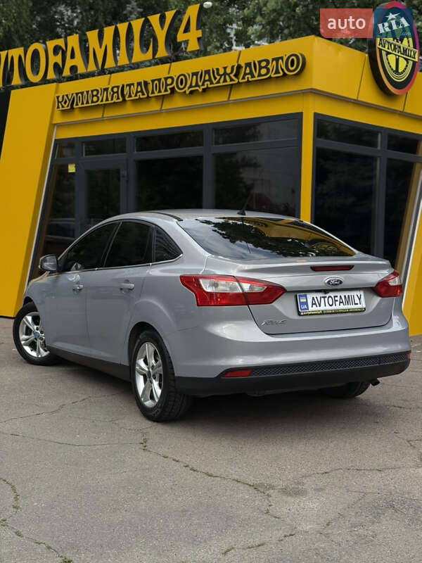 Седан Ford Focus 2013 в Києві