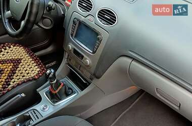 Універсал Ford Focus 2010 в 
