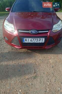 Седан Ford Focus 2013 в 
