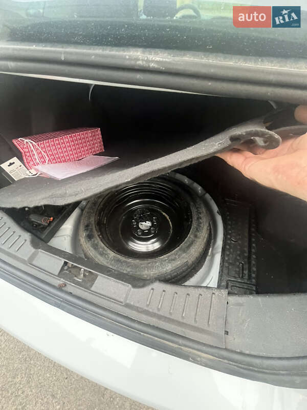 Седан Ford Focus 2015 в Днепре фото 15 Седан Ford Focus 2015 в Днепре