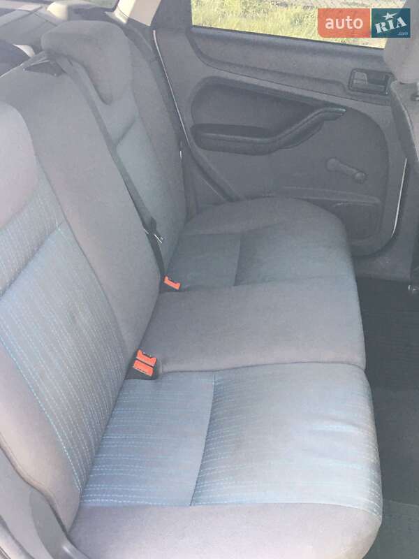 Універсал Ford Focus 2007 в Острозі