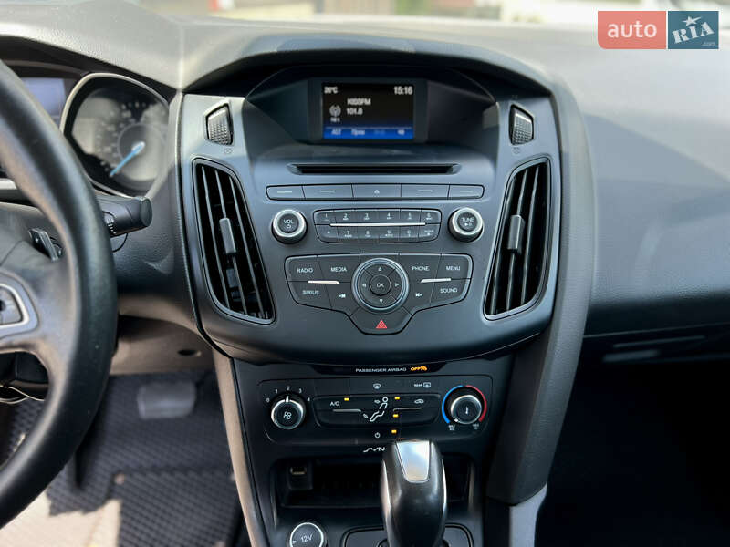 Седан Ford Focus 2015 в Одесі
